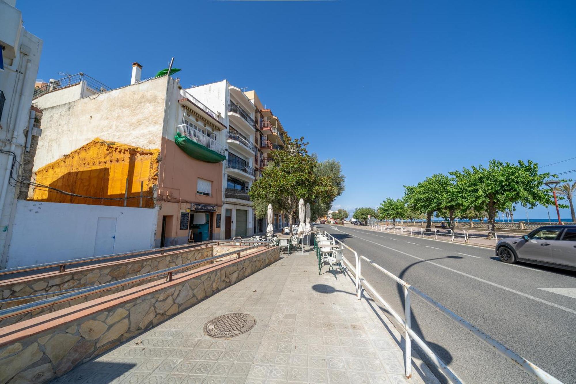 Homeholidaysrentals Palm Beach - Costa Barcelona Canet De Mar Exterior photo